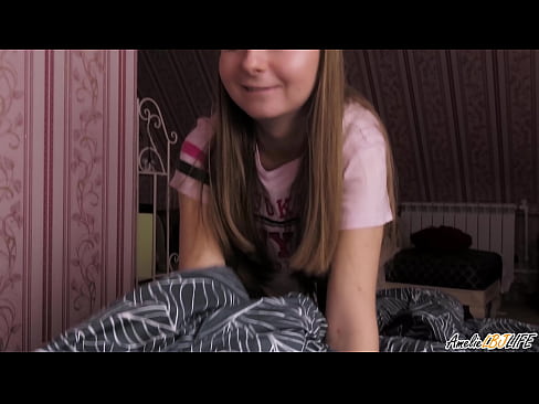 ❤️ Blondie sûget har BFF's djip en krijt cum yn 'e mûle ❤️❌ Slutsen by wy ☑