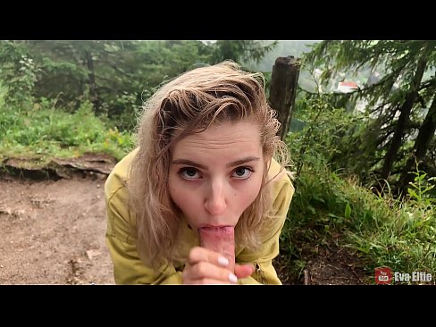 ❤️ Meisje slikket cum nei in iepenbiere blowjob - Eva Elfi ❤️❌ Slutsen by wy ☑